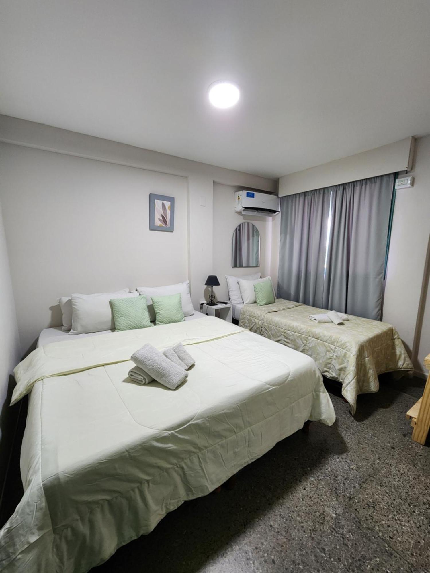 Hotel Juan B Justo ميندوزا المظهر الخارجي الصورة