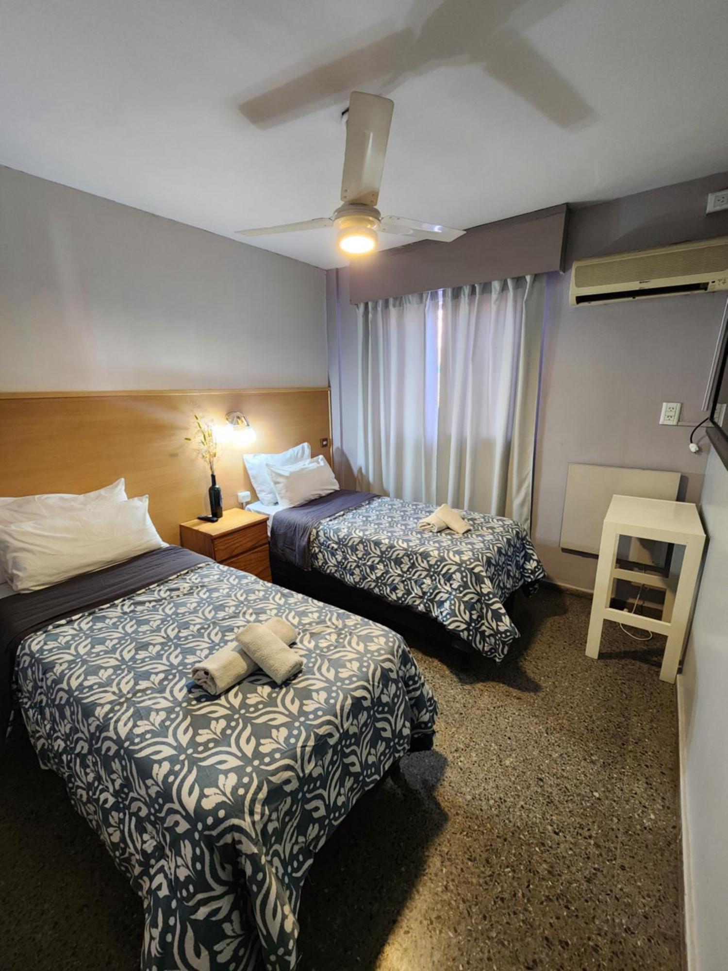 Hotel Juan B Justo ميندوزا المظهر الخارجي الصورة